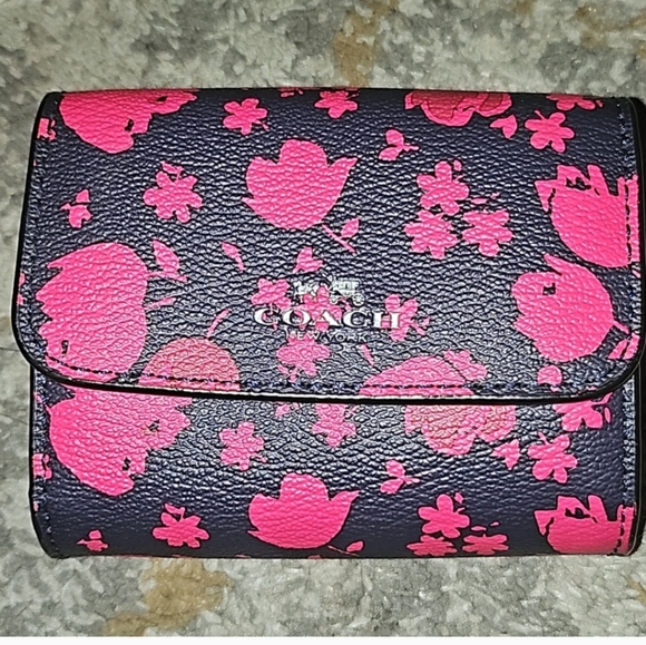Coach Handbags - Coach Prarie Calico Floral Print Canvas Wallet
